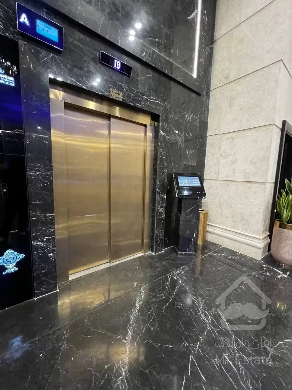 فروش واحد اداری ۸۰ متری در غرب تهران