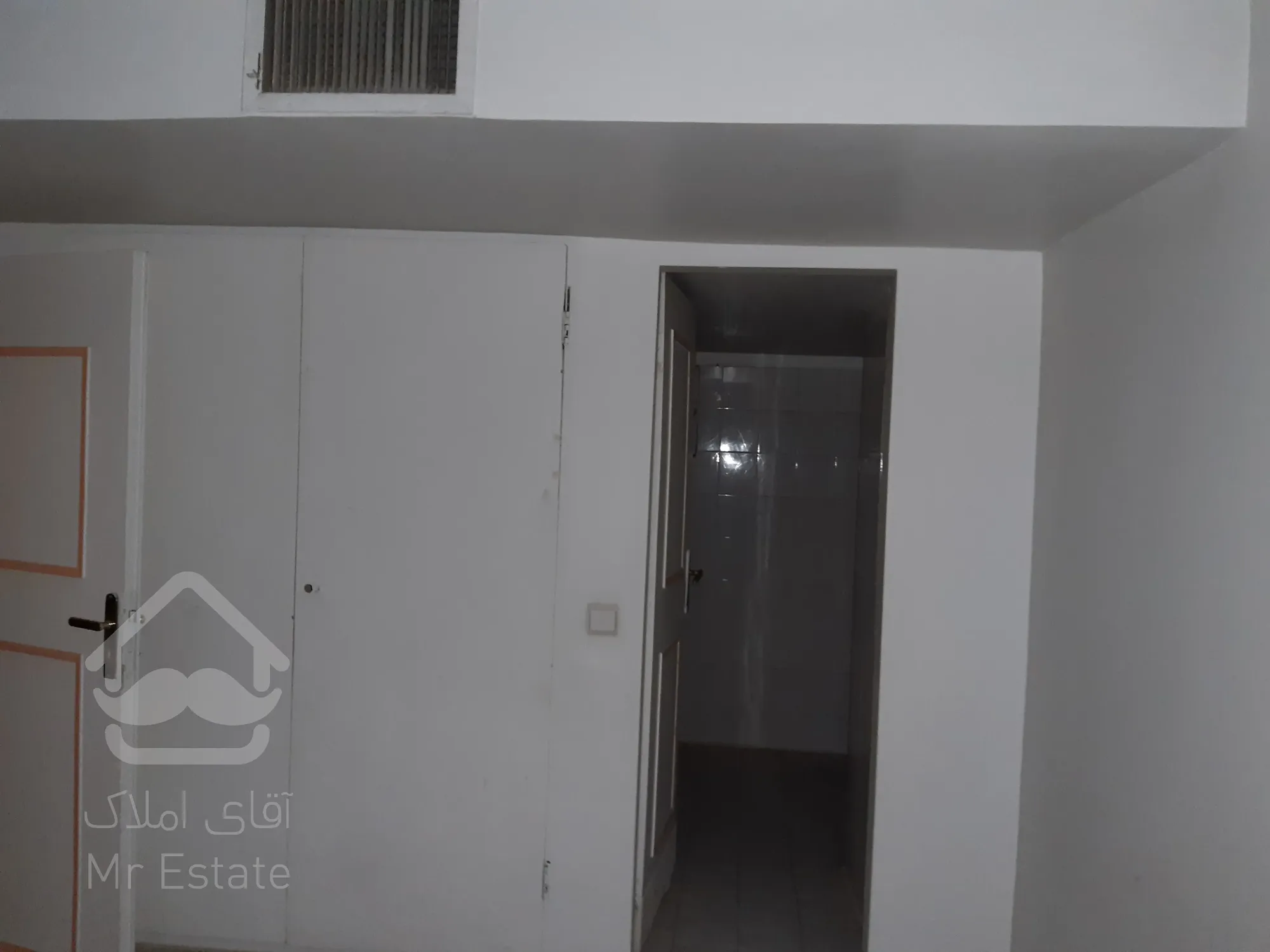 آپارتمان ۸۶ متری آبان شرقی /تخلیه