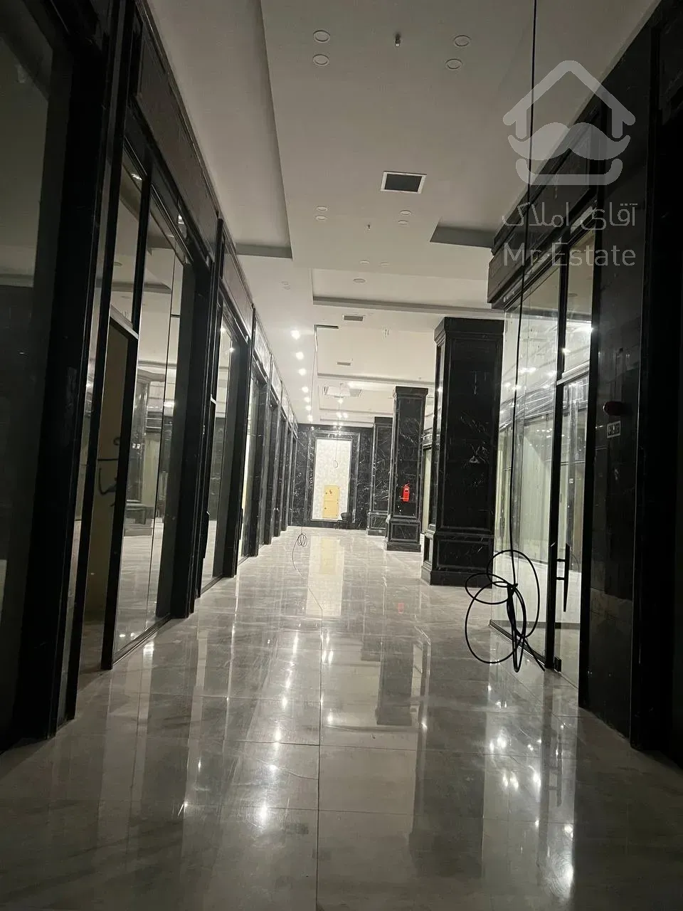 پیش فروش شرایطی مغازه ۳۵ متری در تاپ لوکیشن پونک