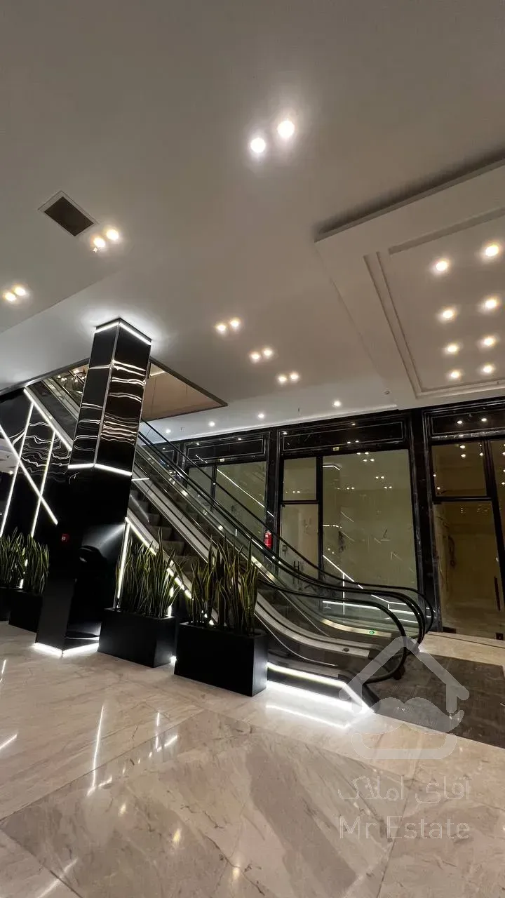 پیش‌فروش مغازه ۱۹ متری در رونیکاپالاس پونک