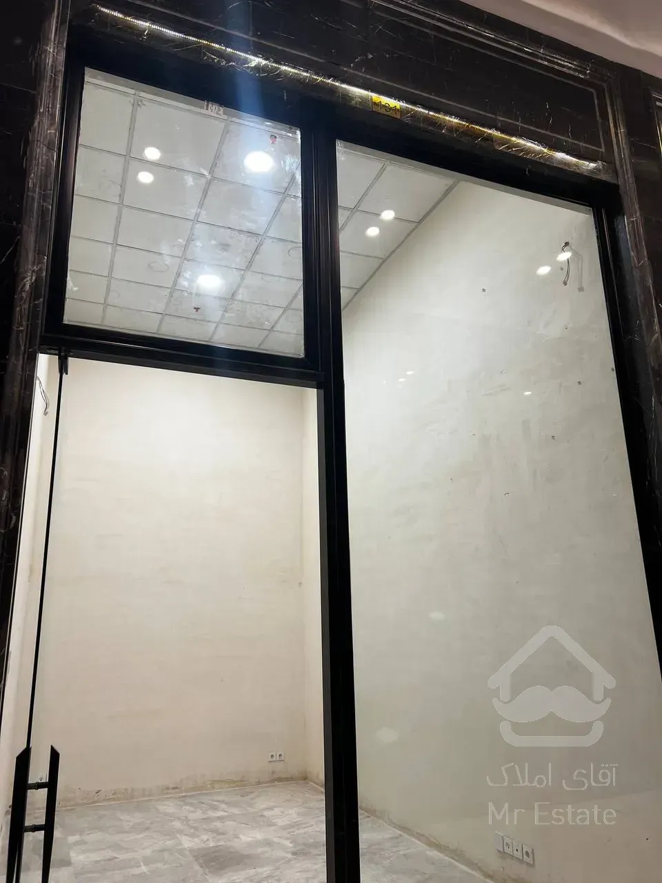 پیش فروش اقساطی واحد تجاری ۲۳ متری در پونک