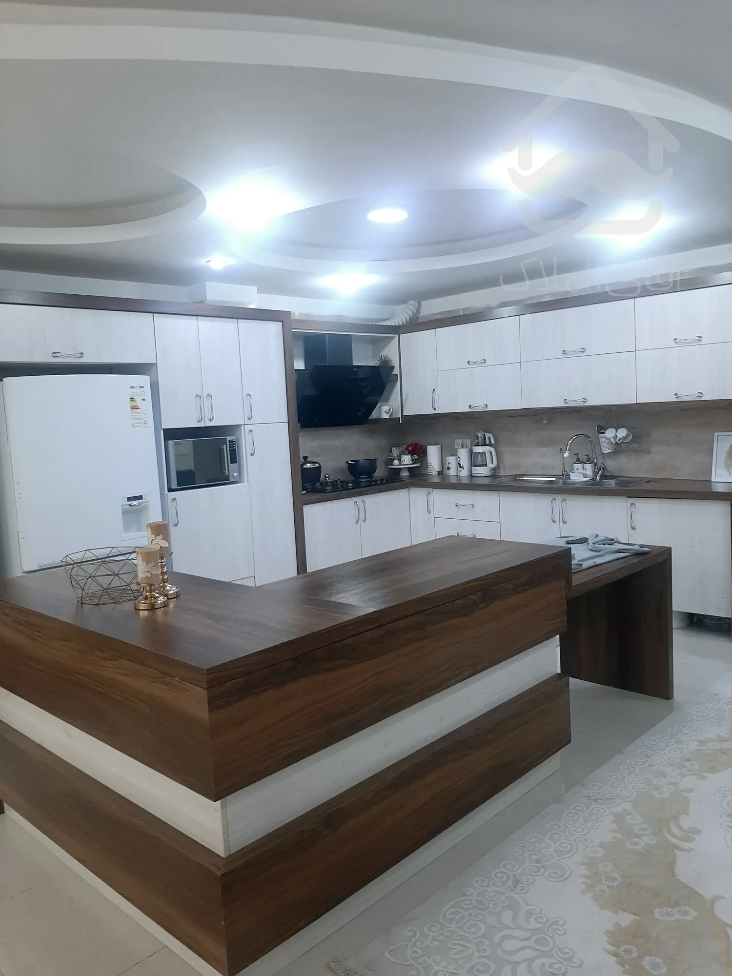 واحد آپارتمان ۱۴۳ متری در کیانپارس غربی