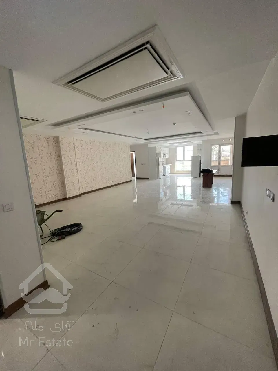 پیش‌فروش آپارتمان ۱۲۹ متری ۲ خواب در تاپ لوکیشن منطقه ۸ تهران