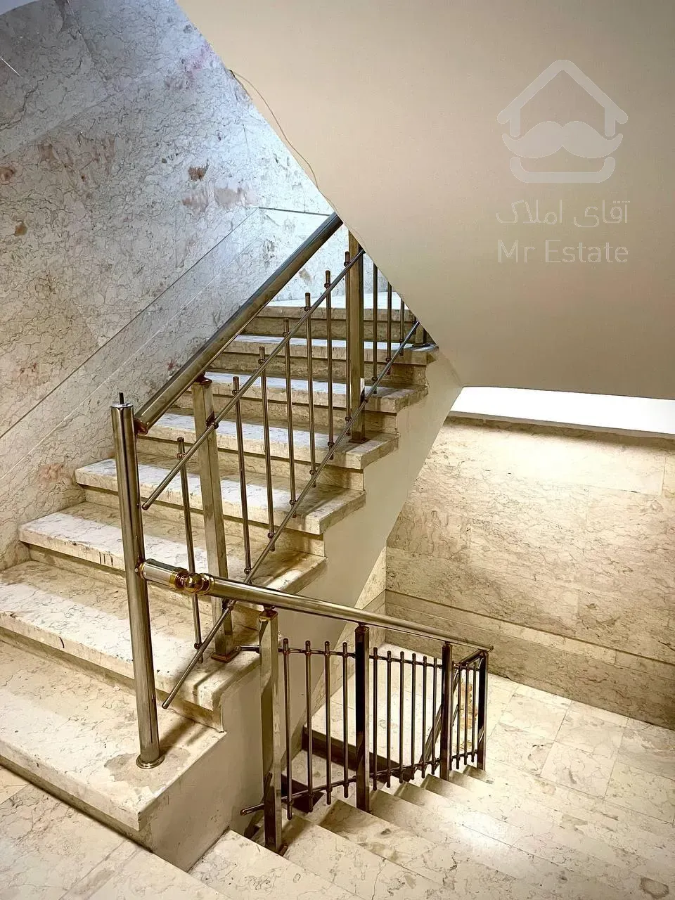 پیش فروش واحد ۱۲۱ متری ۲خواب خوش نقشه در فرجام