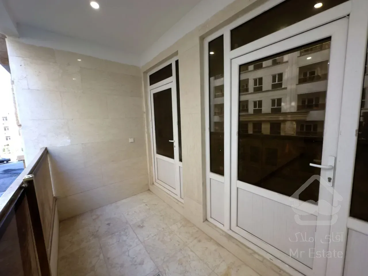 پیش‌فروش واحد ۱۲۵ متری ۲ خواب فول امکانات در رونیکاپالاس شرق تهران