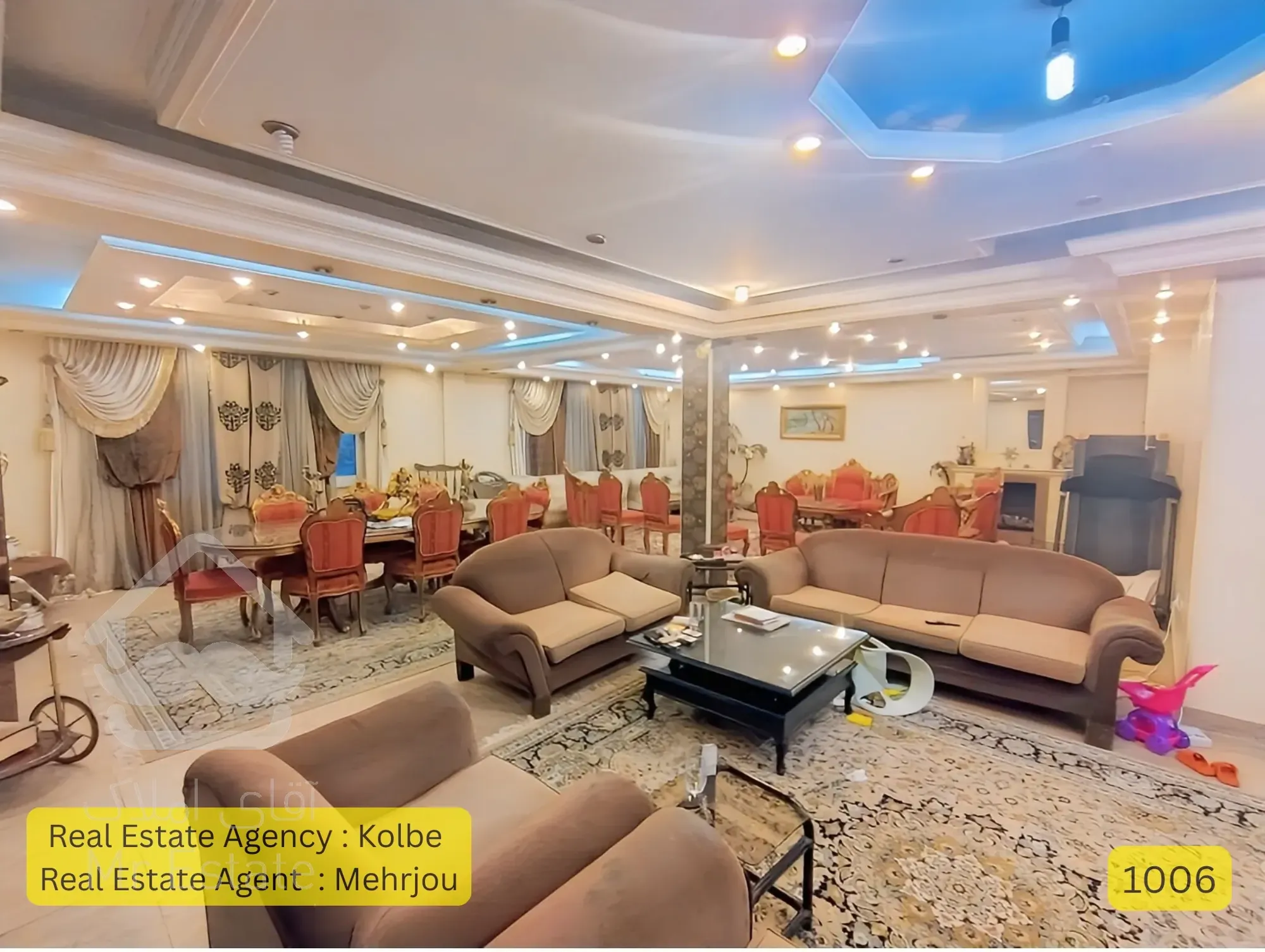 واحد ۲۷۰ متری / ۴ خواب / قلهک