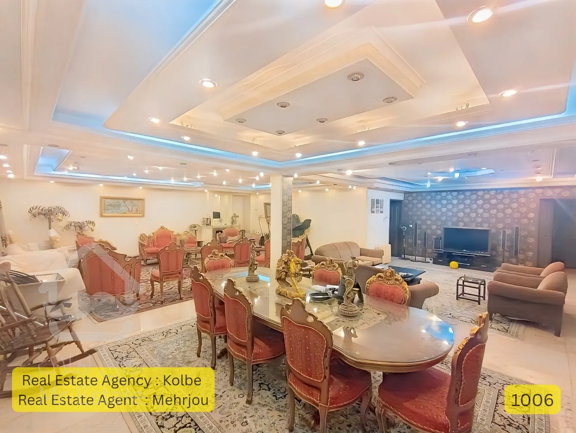 واحد ۲۷۰ متری / ۴ خواب / قلهک