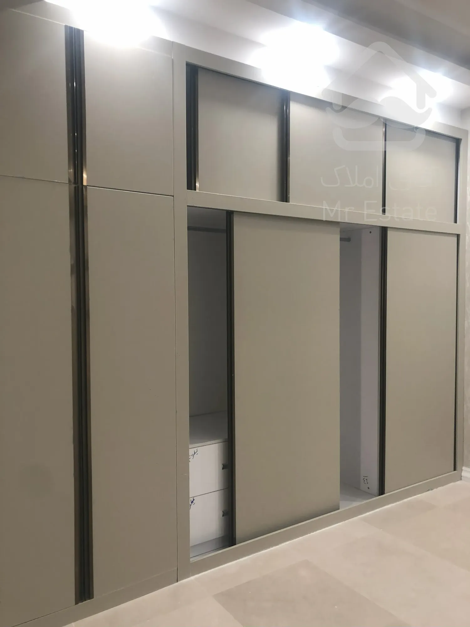 پیش‌فروش آپارتمان ۱۲۶ متری ۲ خواب در نارمک