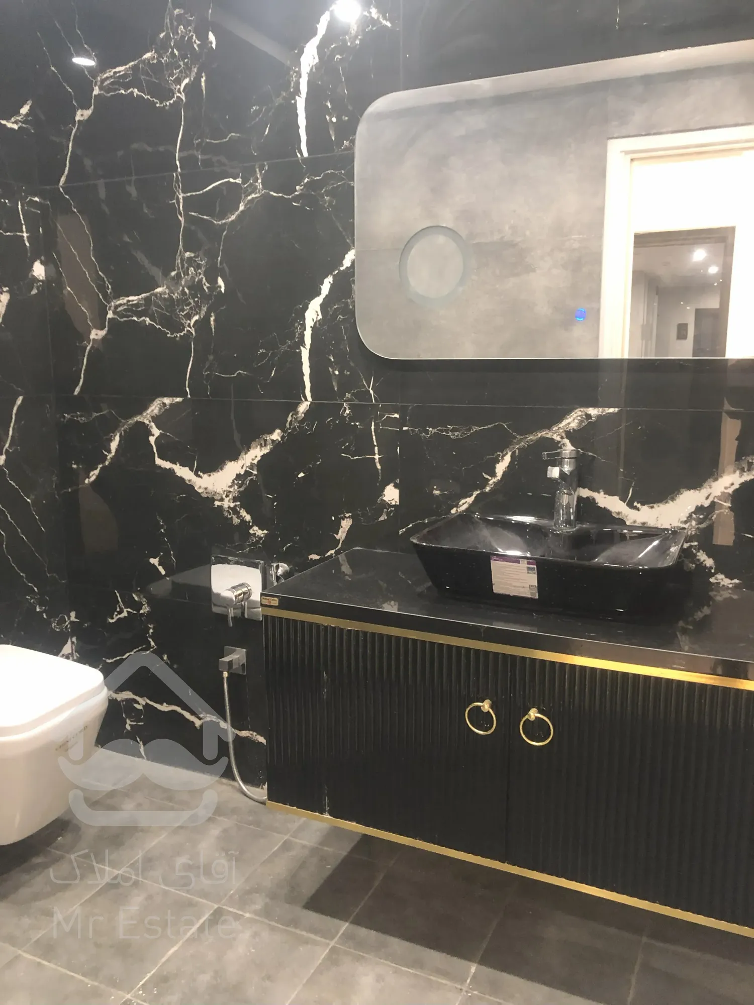 پیش فروش واحد ۲۲۹ متری ۳خواب در منطقه ۱