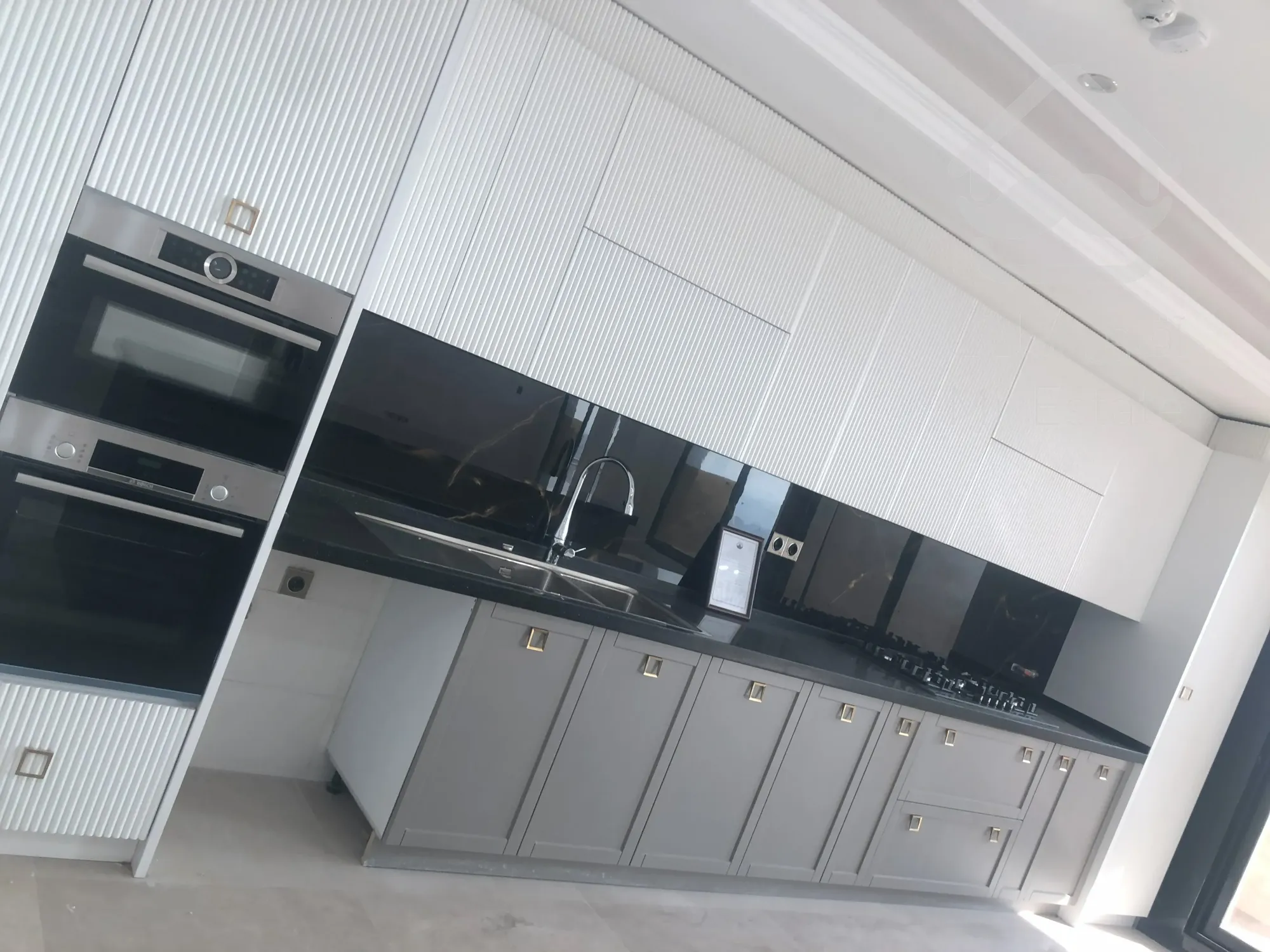 پیش‌فروش واحد ۱۲۸ متری ۲ خواب در دردشت