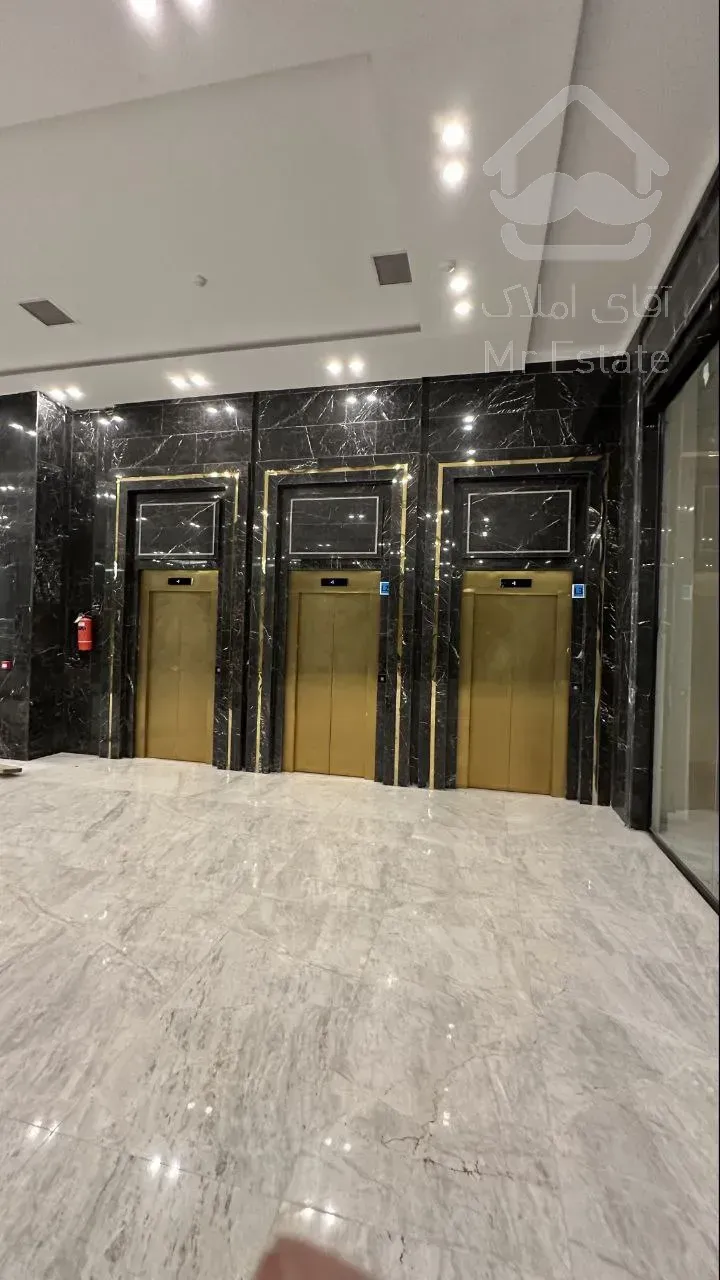 فروش مغازه ۴۰ متری با شرایط اقساطی در هروی