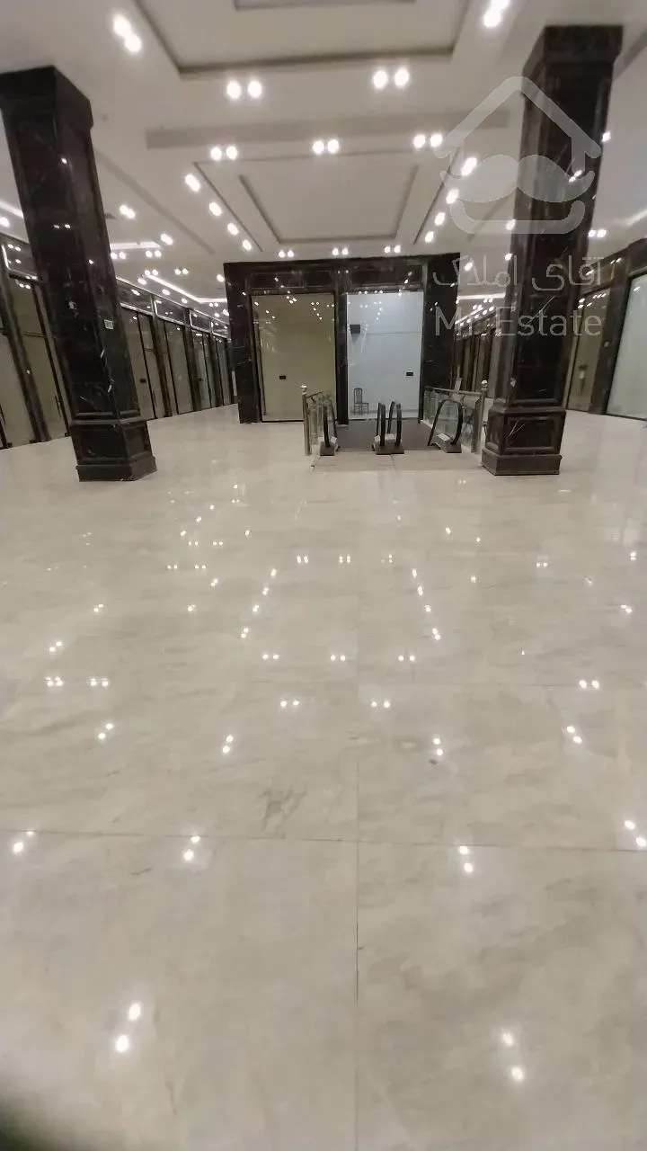 فروش از دم‌ قسط مغازه ۴۰ متری در حسین آباد