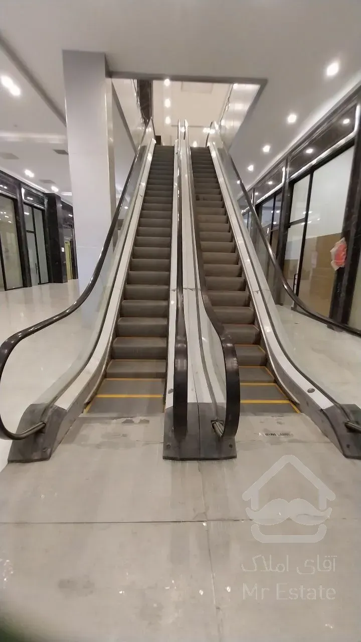 فروش از دم قسط مغازه ۲۱ متری در رونیکامال هروی