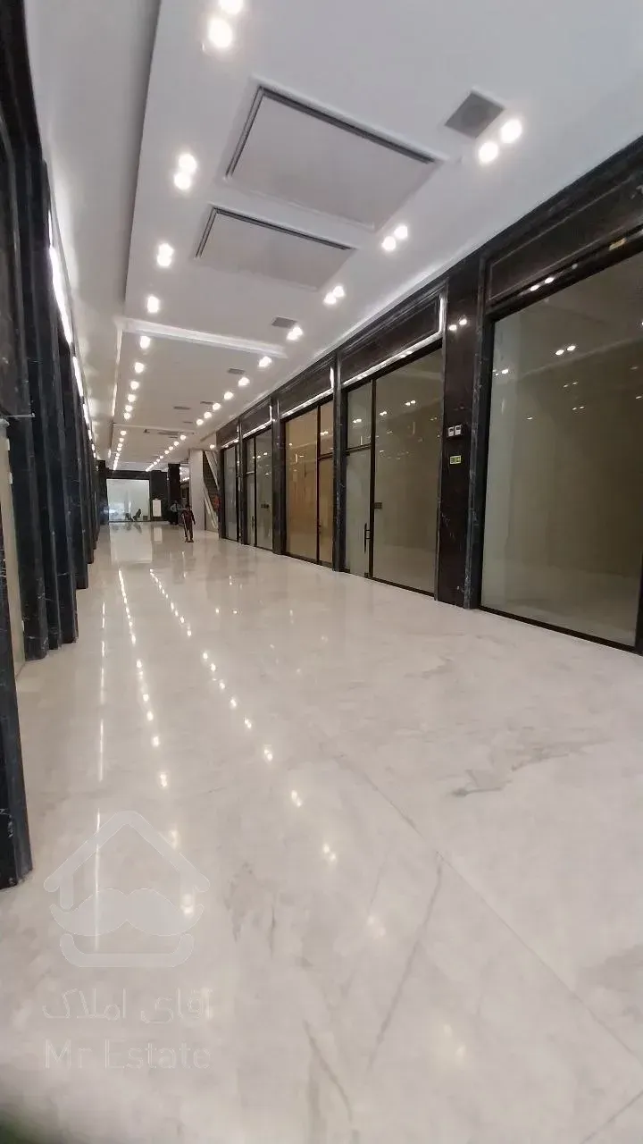 پیش‌فروش مغازه ۳۱ متری با موقعیت طلافروشی در میرزابابائی