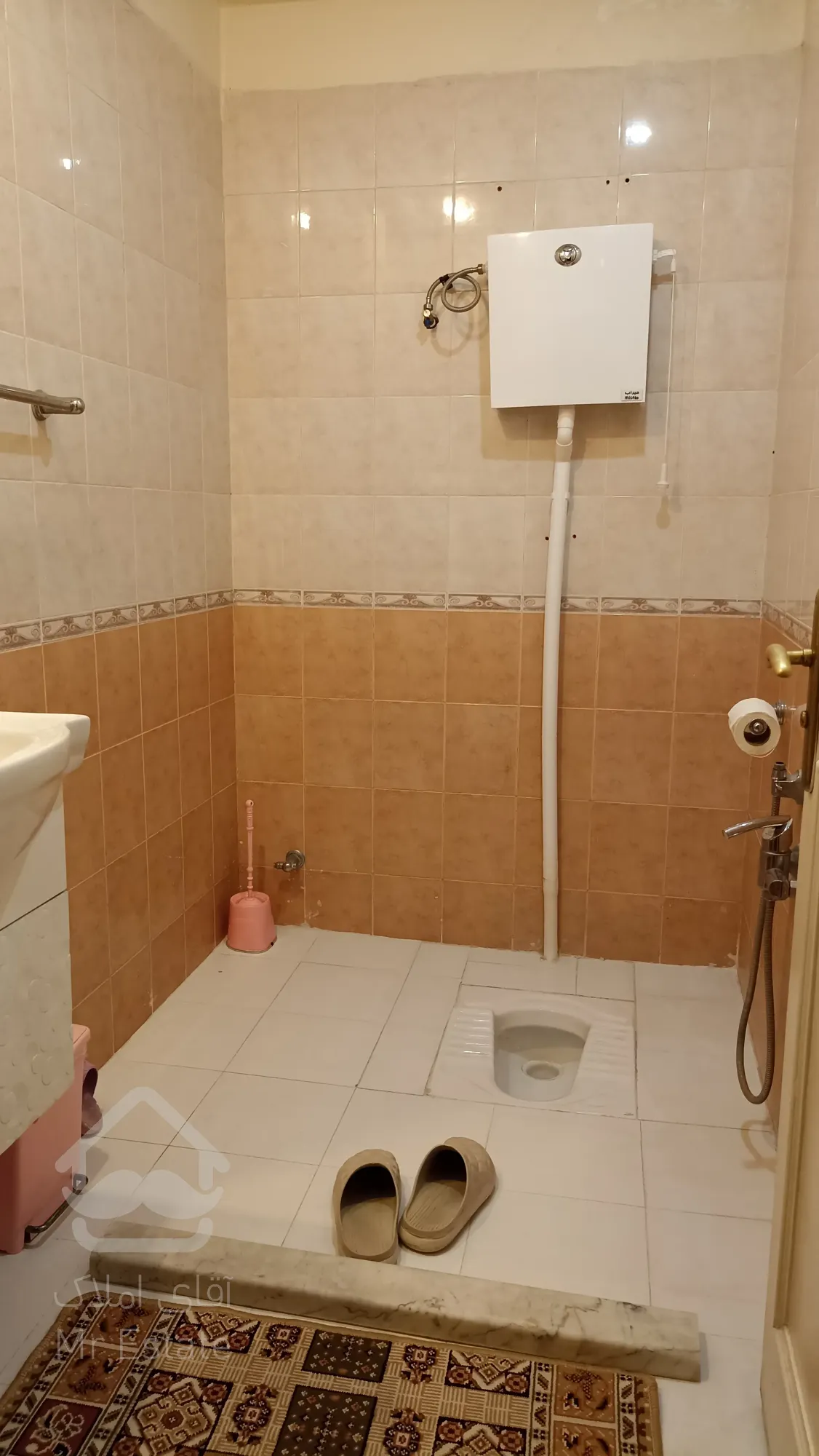 آپارتمان ۱۸۳ متری تک واحدی