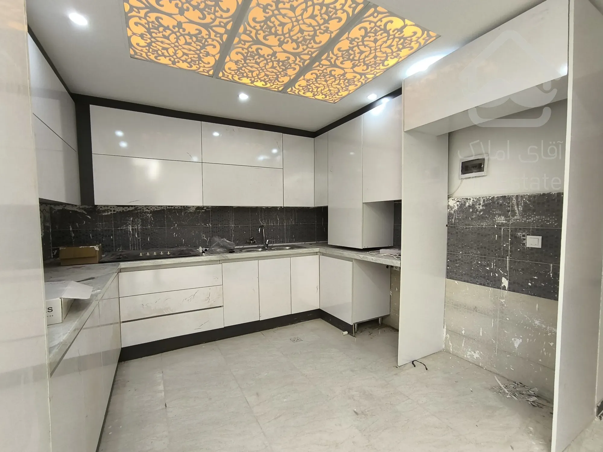 پرند - فاز 4 - فول امکانات و شیک