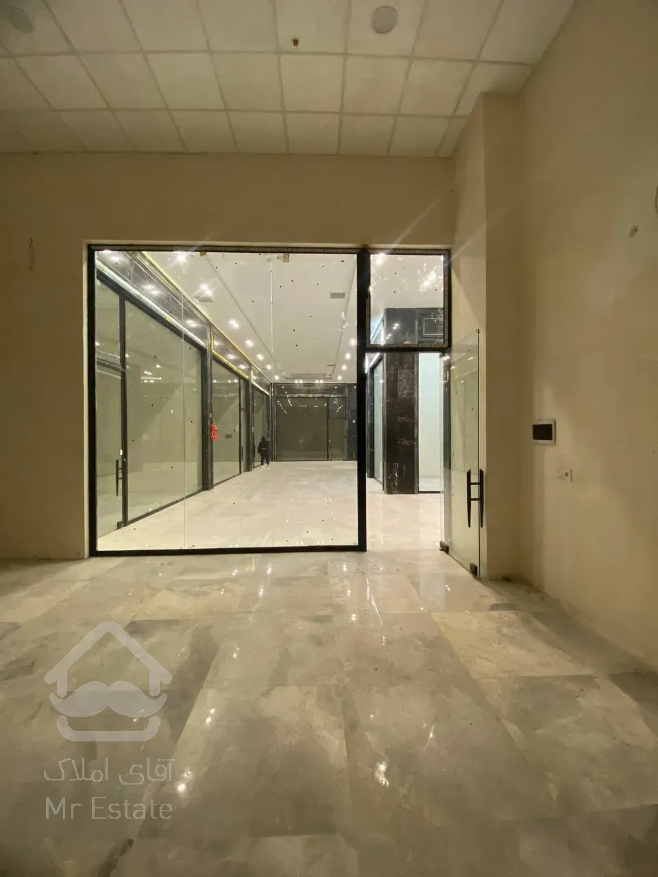 فروش ۵۶متری تجاری/برند منطقه