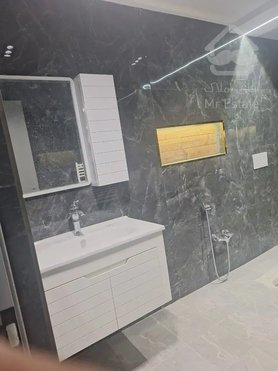 اجاره واحد مسکونی در گوهر دشت کرج خیابان شهرداری