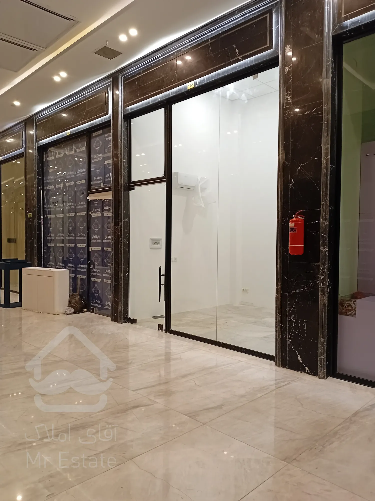 پیش‌فروش واحد تجاری ۳۲ متری در رونیکاپالاس پونک