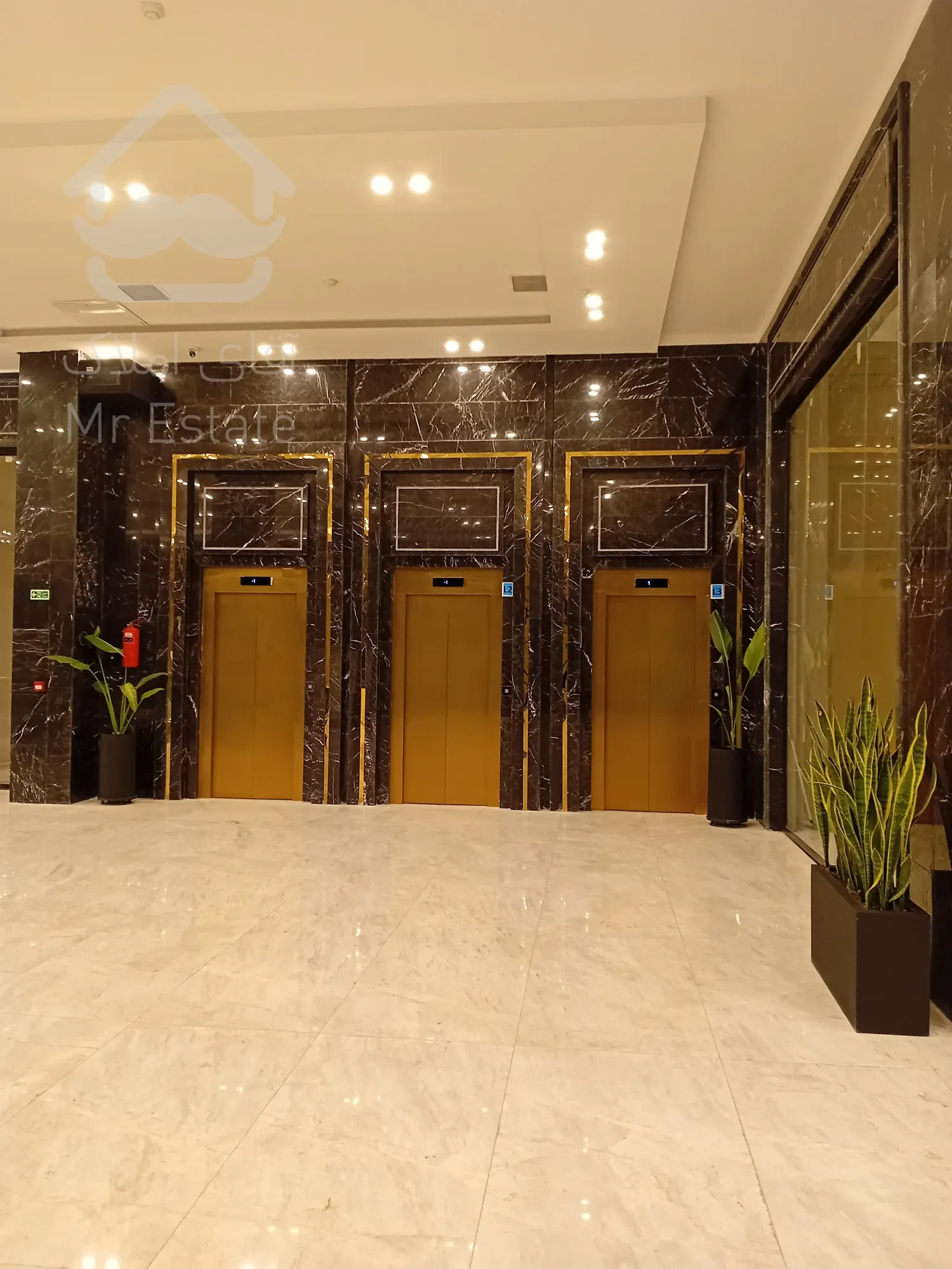 فروش شرایطی مغازه ۲۶ متری در رونیکامال هروی