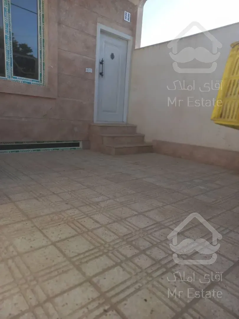 خانه ویلایی دو کله، دوبلکس با زیر زمین