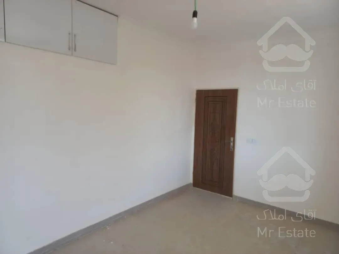 خانه ویلایی دو کله، دوبلکس با زیر زمین