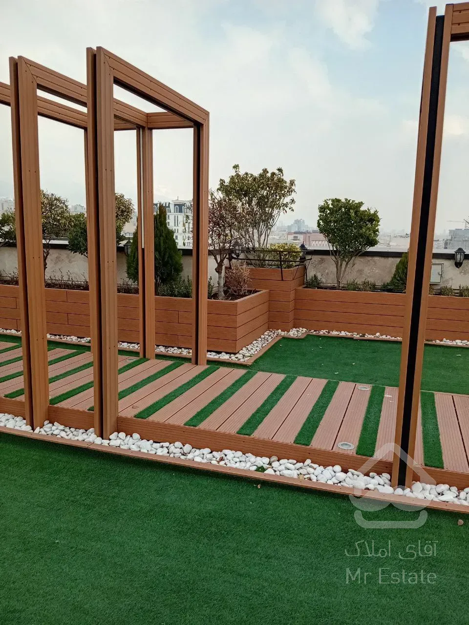 فروش واحد لوکس 68 متری واقع در سردارجنگل