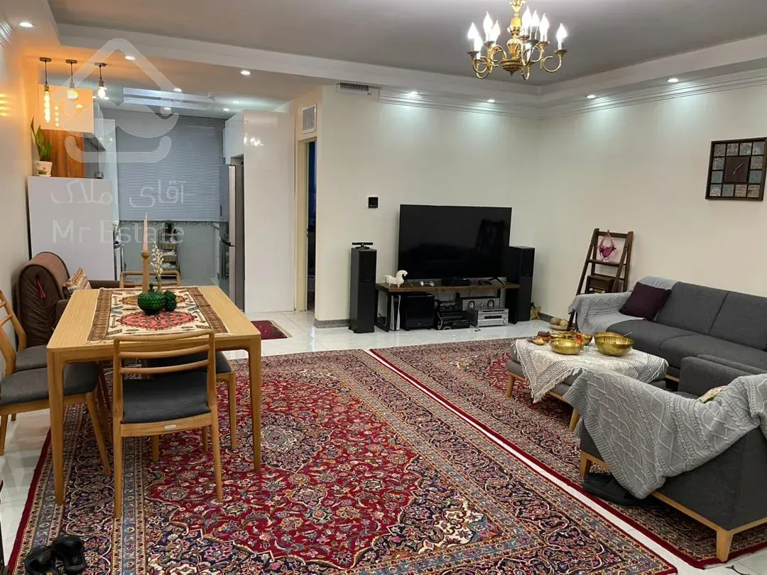 آپارتمان در خیابان همایون ناطقی