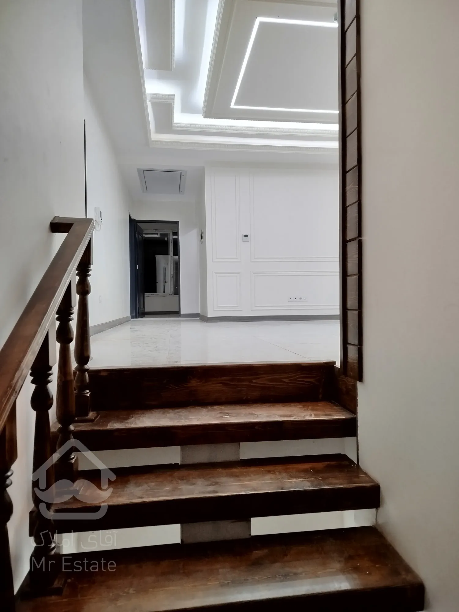 ویلایی اندیشه فاز 3 تریبلکس استخر دار