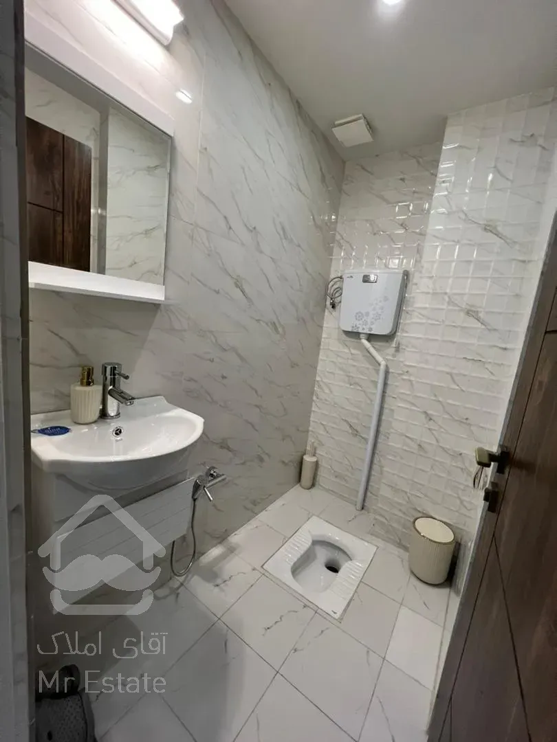 ساختمان نوساز بسیار شیک ، فول امکانات [ اجاره تکی و یکجا ] دسترسی عالی ، با قیمت بسیار مناسب