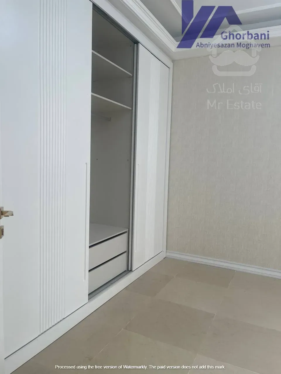 پیش‌فروش واحد ۱۲۱ متری در برج لوکس منطقه ۸