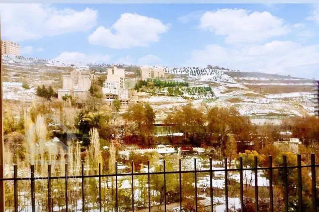 فروش آپارتمان ۲۷۸ متری در درکه