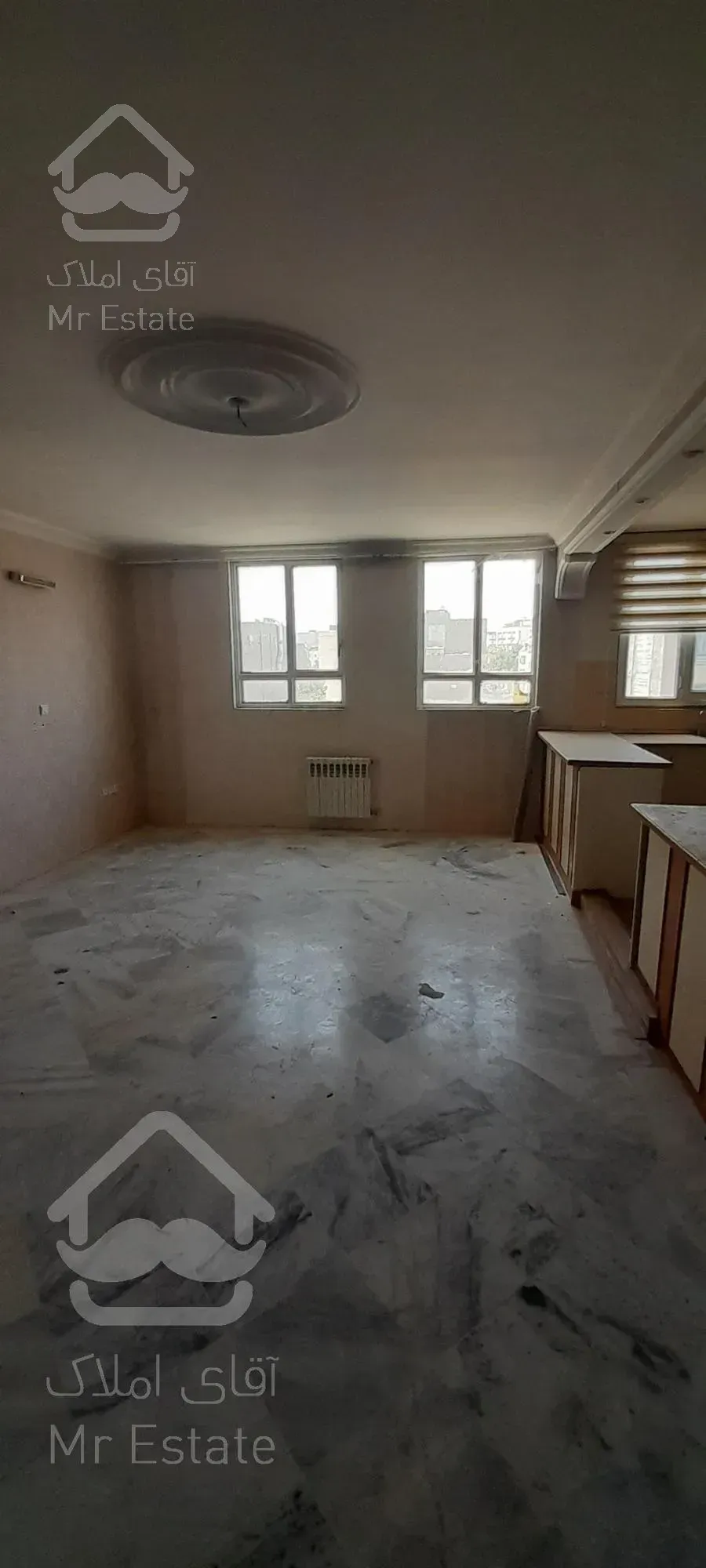 حاشیه لادن . ۸۴ متر.طبقه ۴ با آسانسور