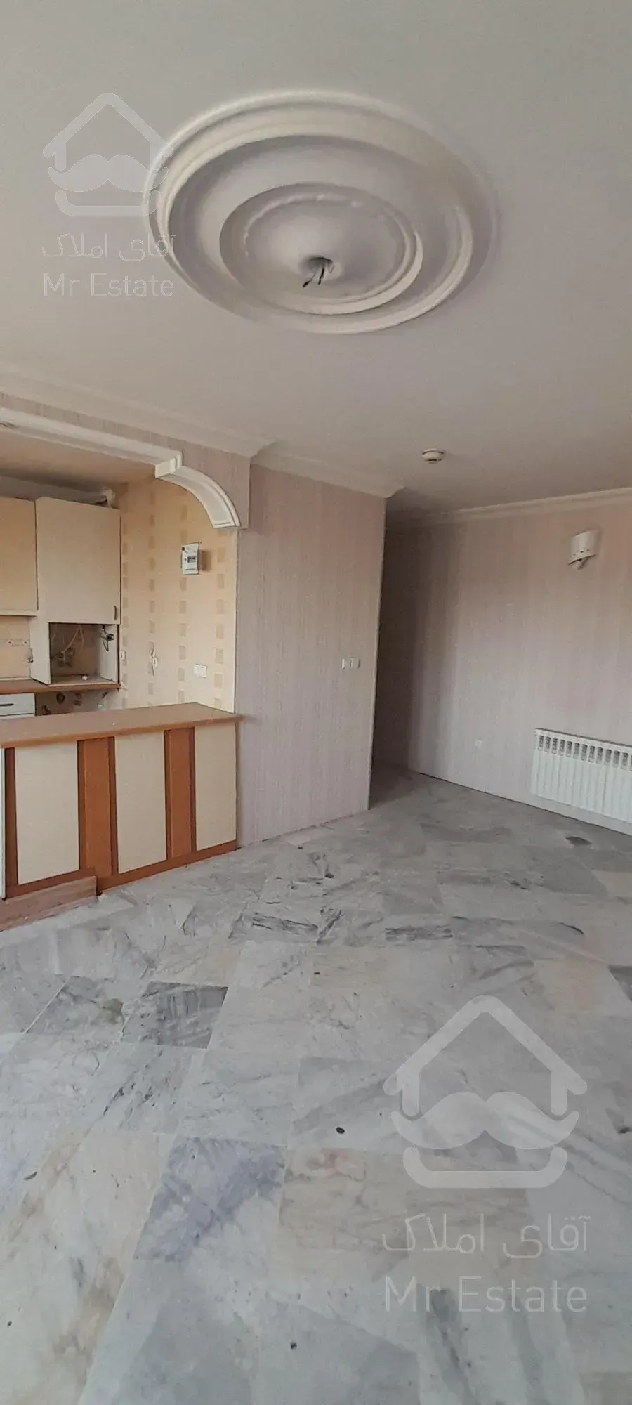 حاشیه لادن . ۸۴ متر.طبقه ۴ با آسانسور