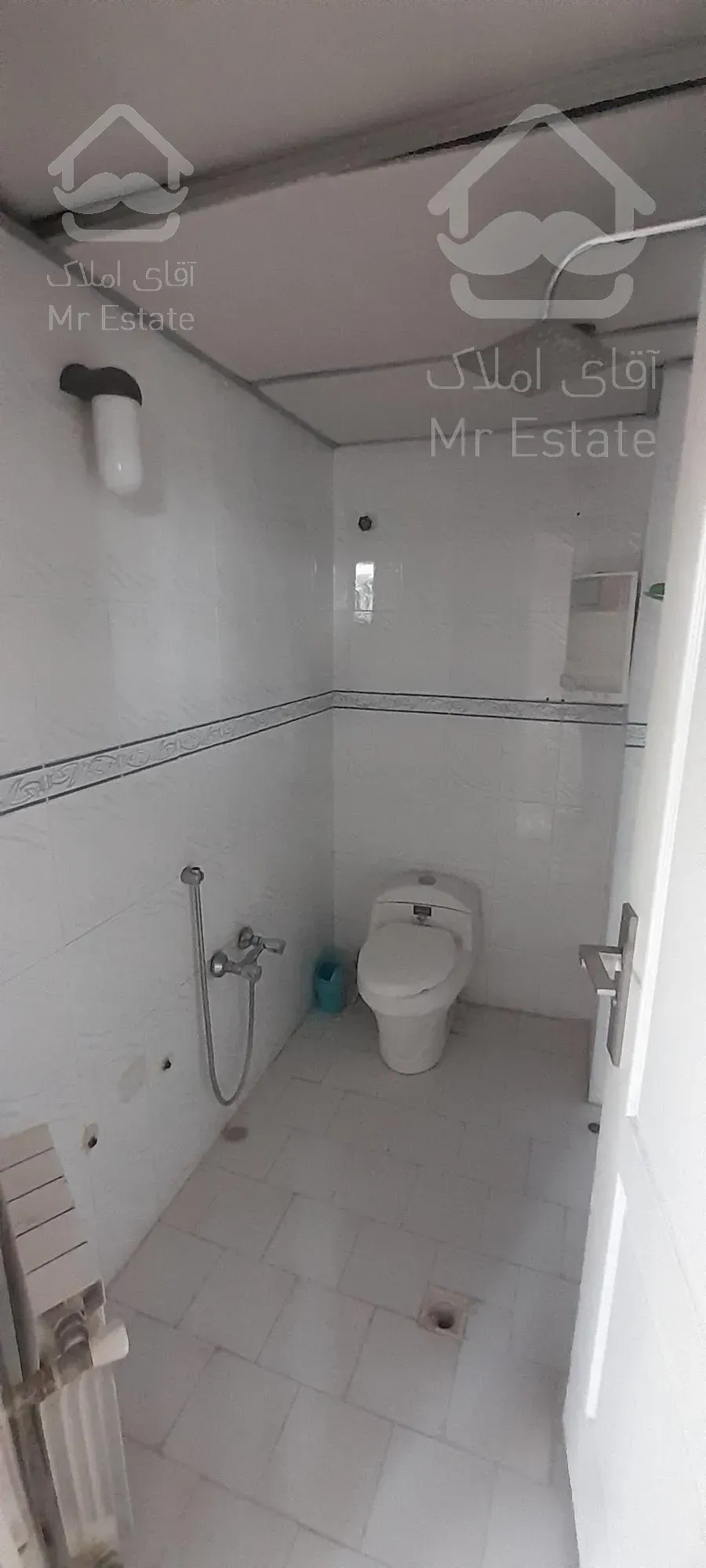 حاشیه لادن . ۸۴ متر.طبقه ۴ با آسانسور