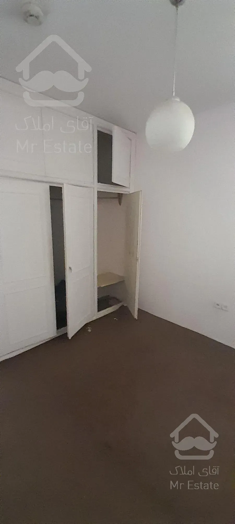 حاشیه لادن . ۸۴ متر.طبقه ۴ با آسانسور