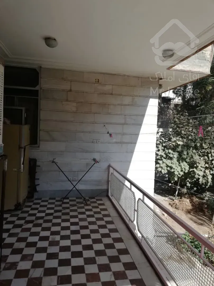 فروش خانه دو طبقه ویلایی