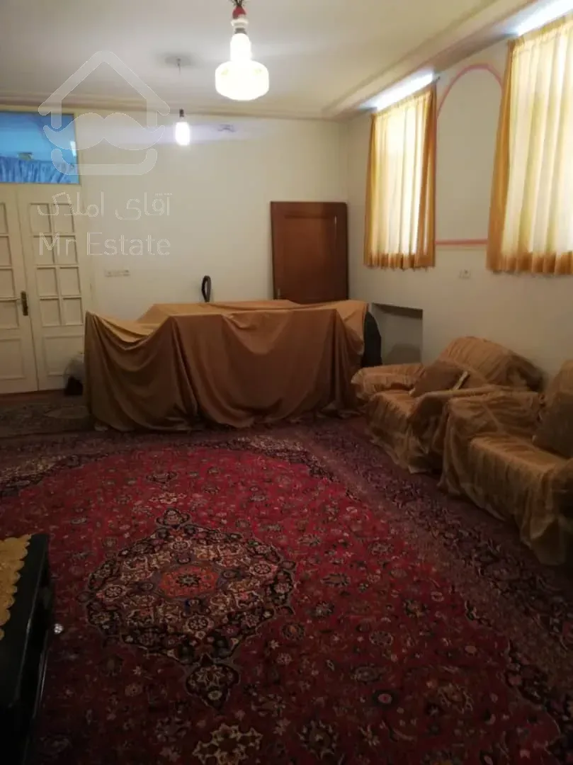 فروش خانه دو طبقه ویلایی