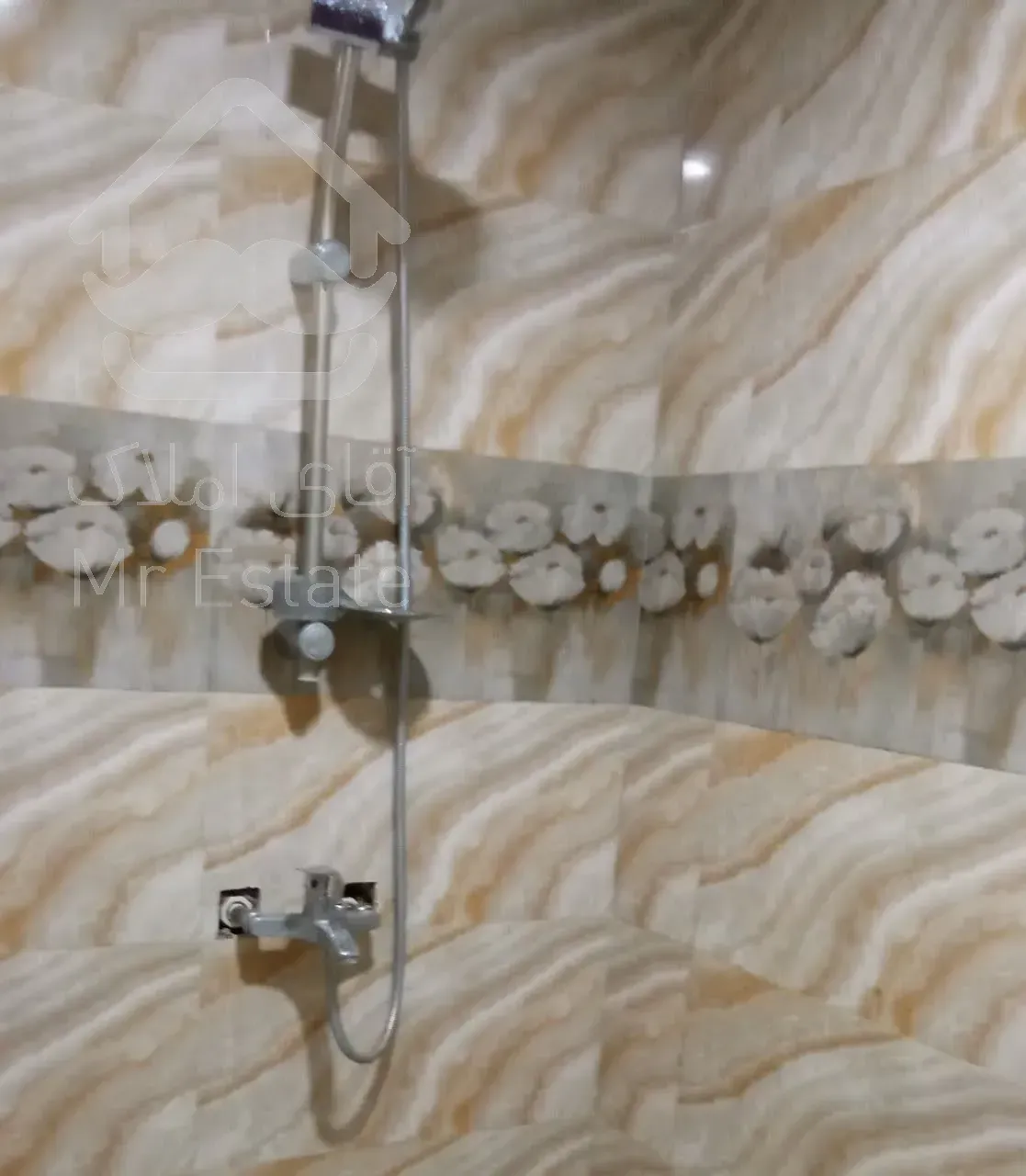 رهن و اجاره یک طبقه از دوطبقه ویلا آتشگاه رشت