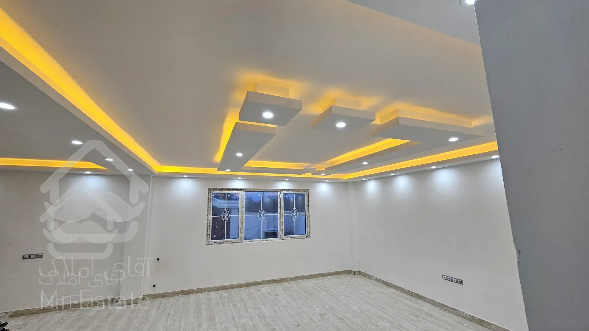 ویلای صفر ۱۰۰ بنا ۳۷۵ زمین سندتک برگ