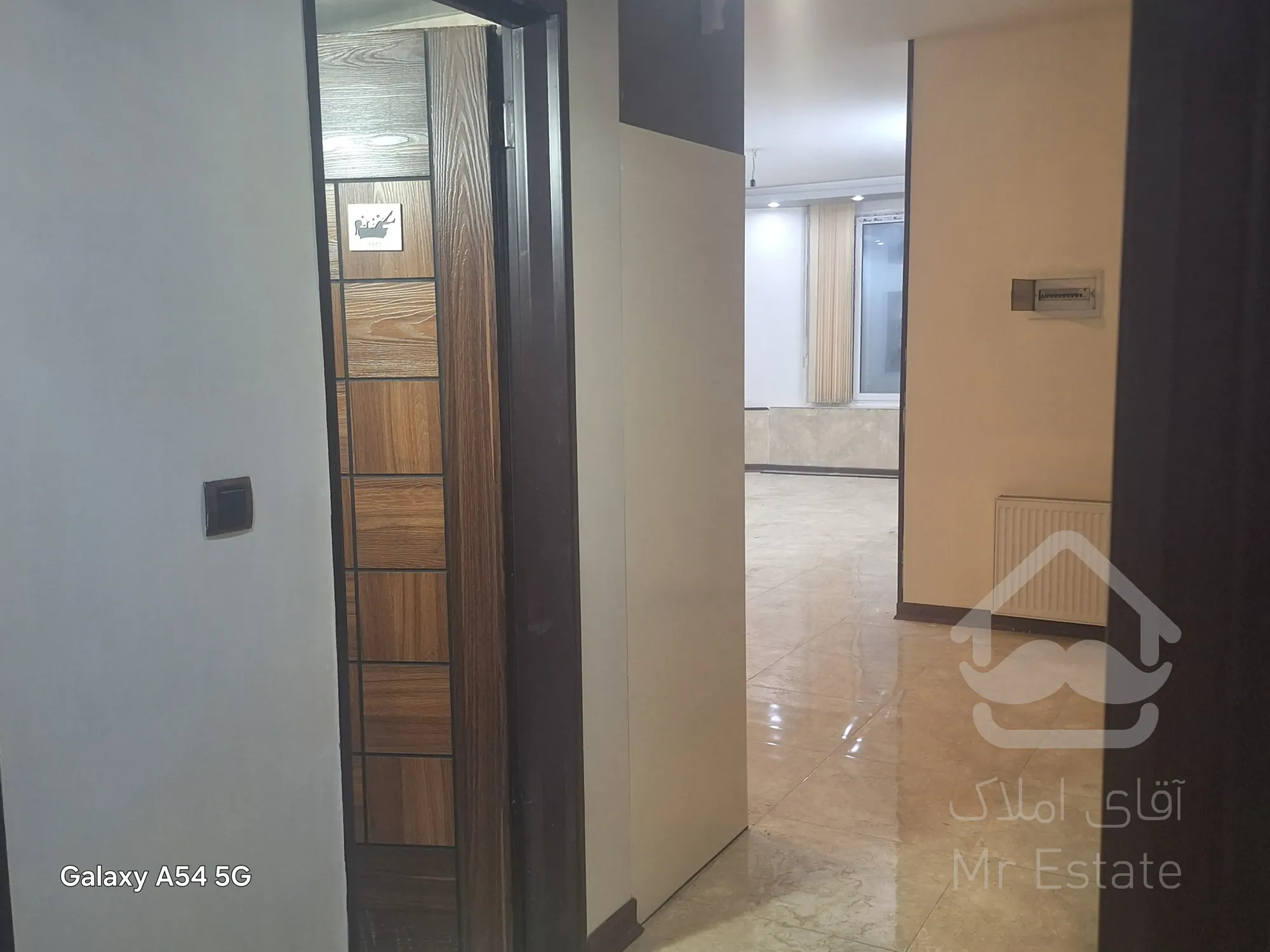 آپارتمان ۱۲۰ متری ۲ خواب . ملکشهر