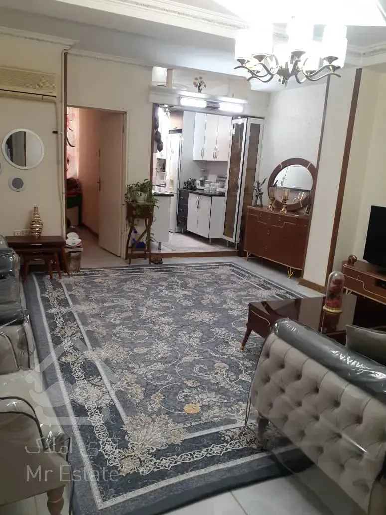 واحد ۷۰ متری. کولر گازی بسیار تمیز،