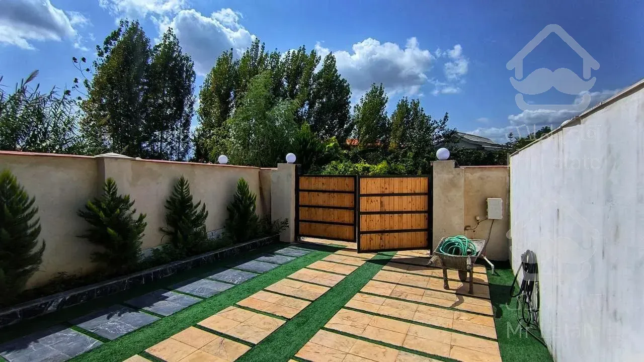 ویلا فلت/۱۳۰ متر زمین/۸۰ متر بنا