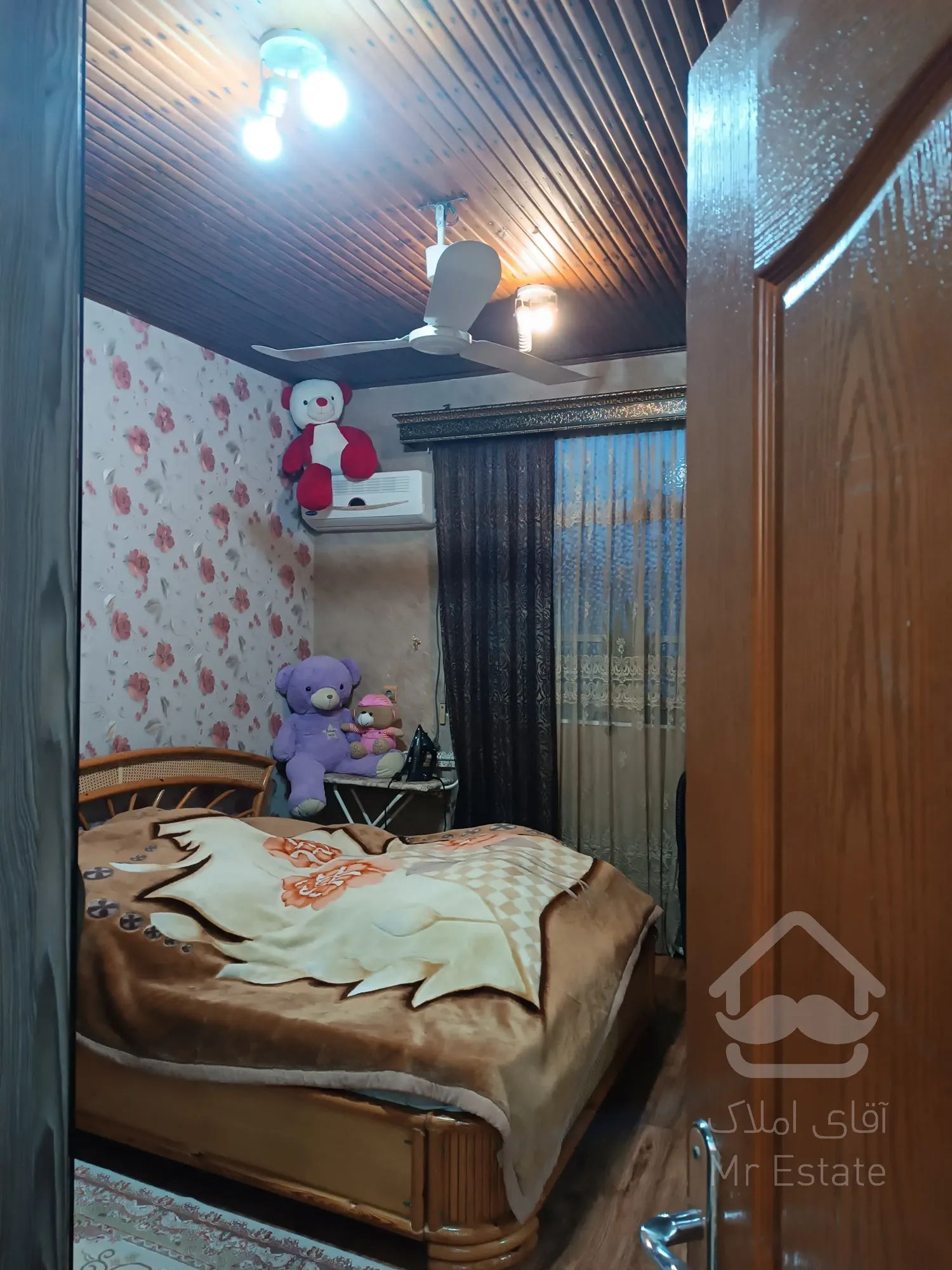 فروش ویلای ۲۸۰ متری با دو سوییت مجزا در بندرانزلی