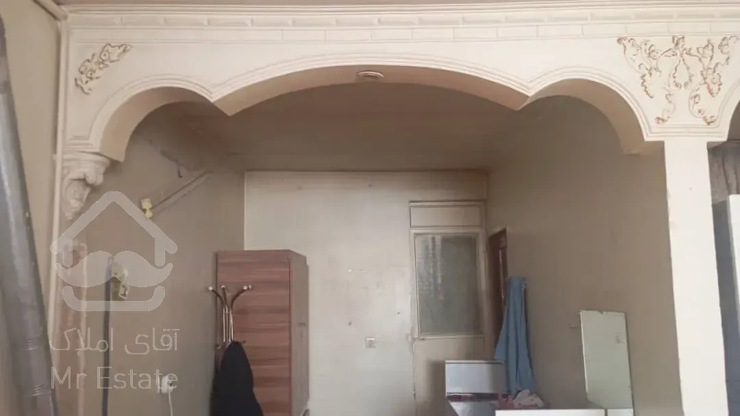 منزل اجاره ای (راه مشترک)