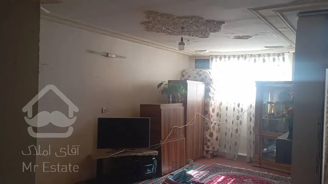 منزل اجاره ای (راه مشترک)