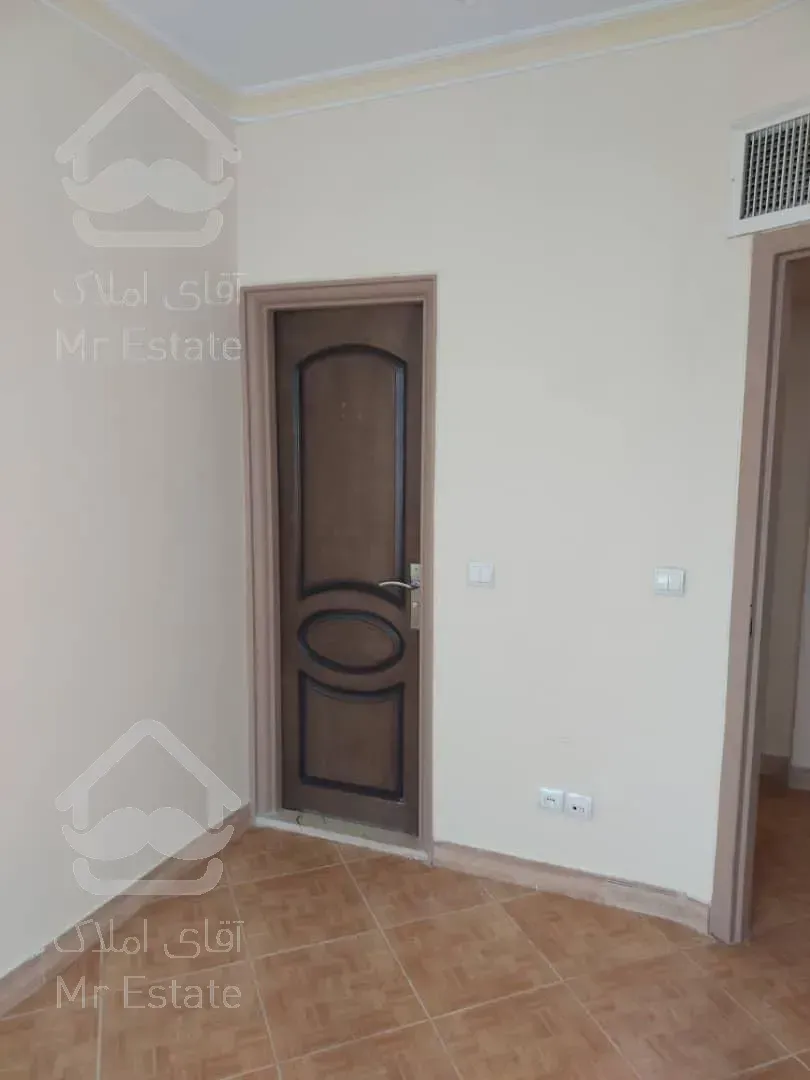 45 متری شیک ، تک واحدی ، بر خیابان دامپزشکی