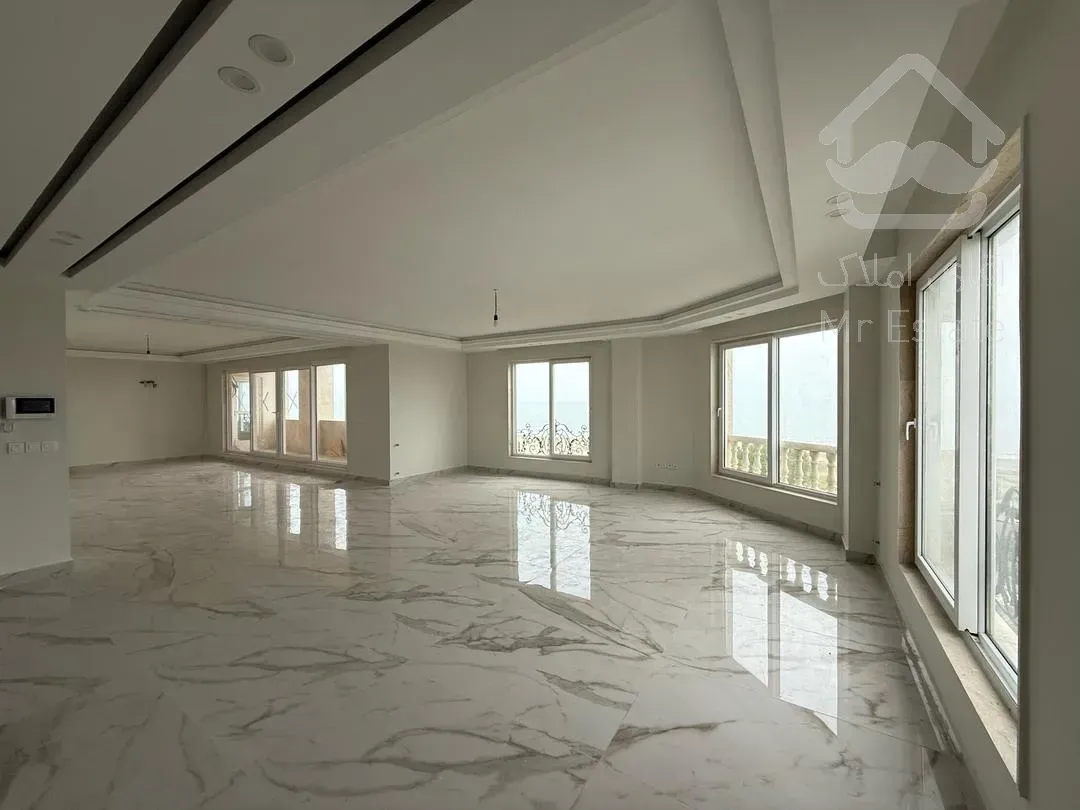 فروش پنت‌هاوس ۲۷۲ متری در پاسداران