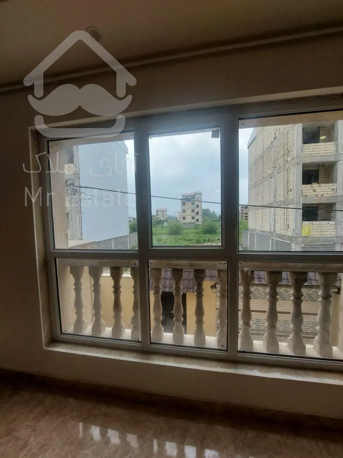 آپارتمان واقع در شهرک زعفرانیه رشت