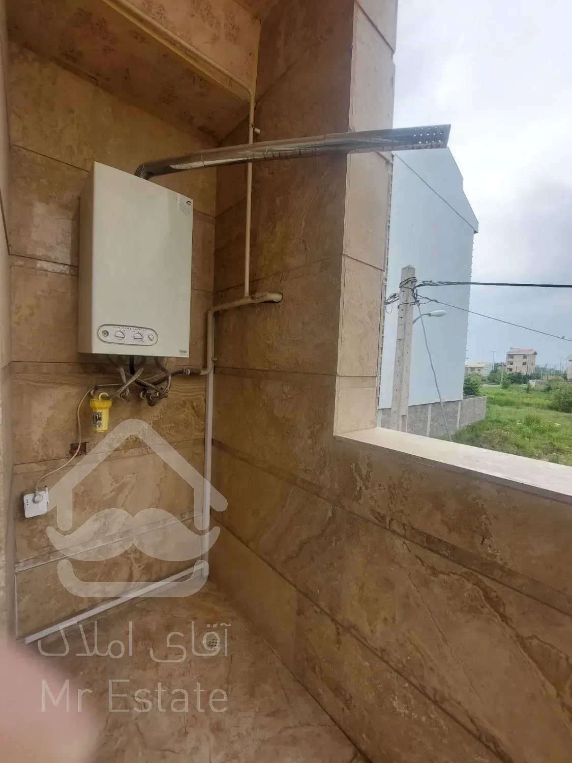 آپارتمان واقع در شهرک زعفرانیه رشت